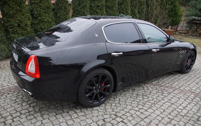 Maserati Quattroporte cena 79000 przebieg: 83000, rok produkcji 2010 z Wołów małe 529